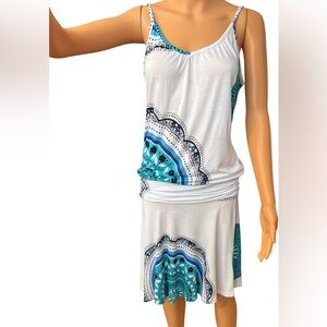 NWT White knee length with Blue Teal Medallion Print